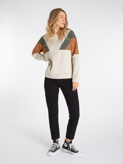 NXGVESTA Sweatshirt