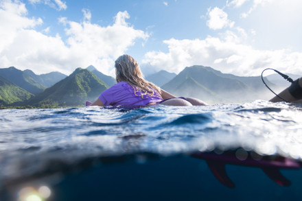 Protest S26 L S Women Teamrider Violeta Tahiti 01