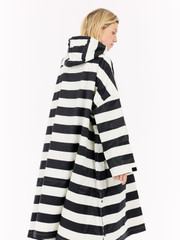 PRTLaugh Striped outdoor rain poncho