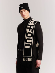 PRTxFHoldon Scarf