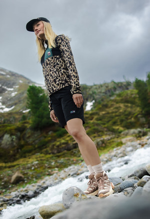 Women outdoor
